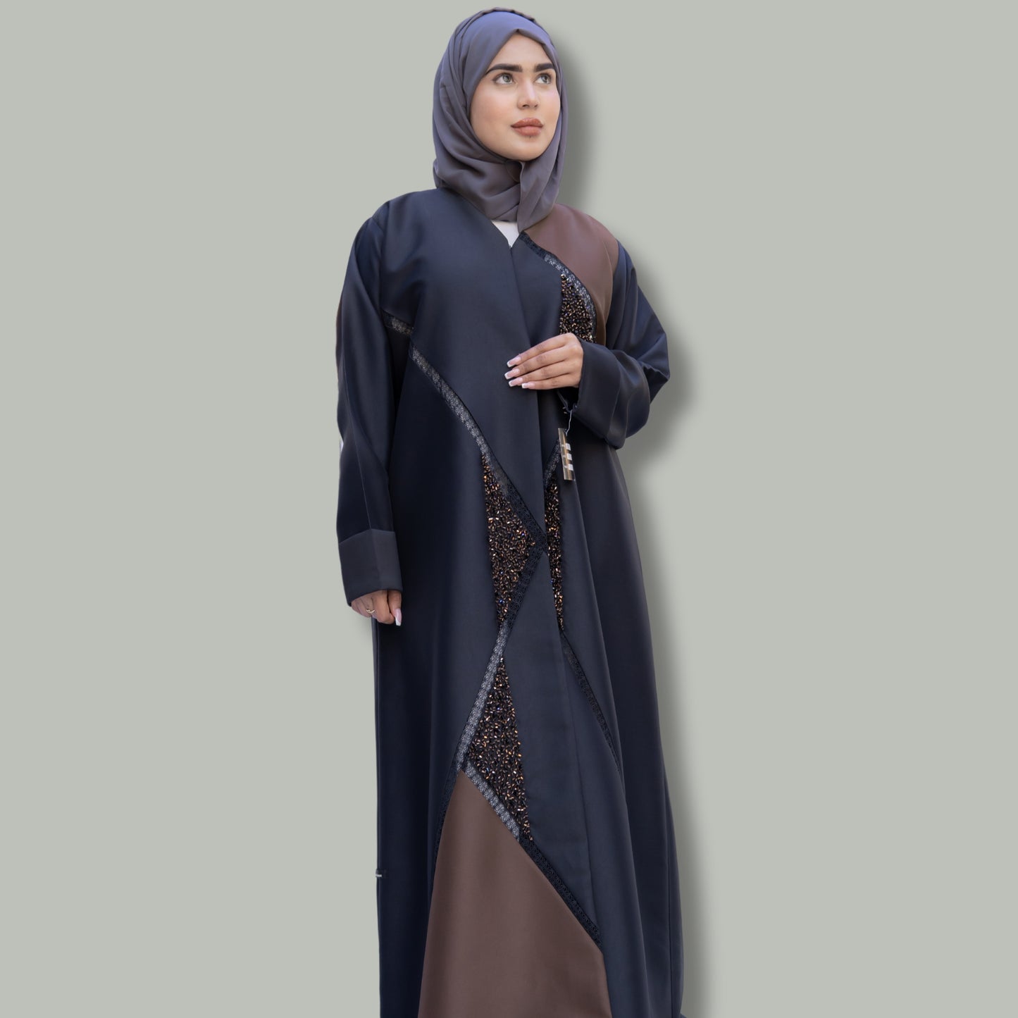 Exclusive Winter Satin Abaya in Black and Brown - SQ0X12